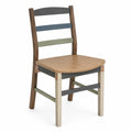 Silla de madera con respaldo multicolor