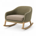Sillón mecedora de tela con estructura de madera